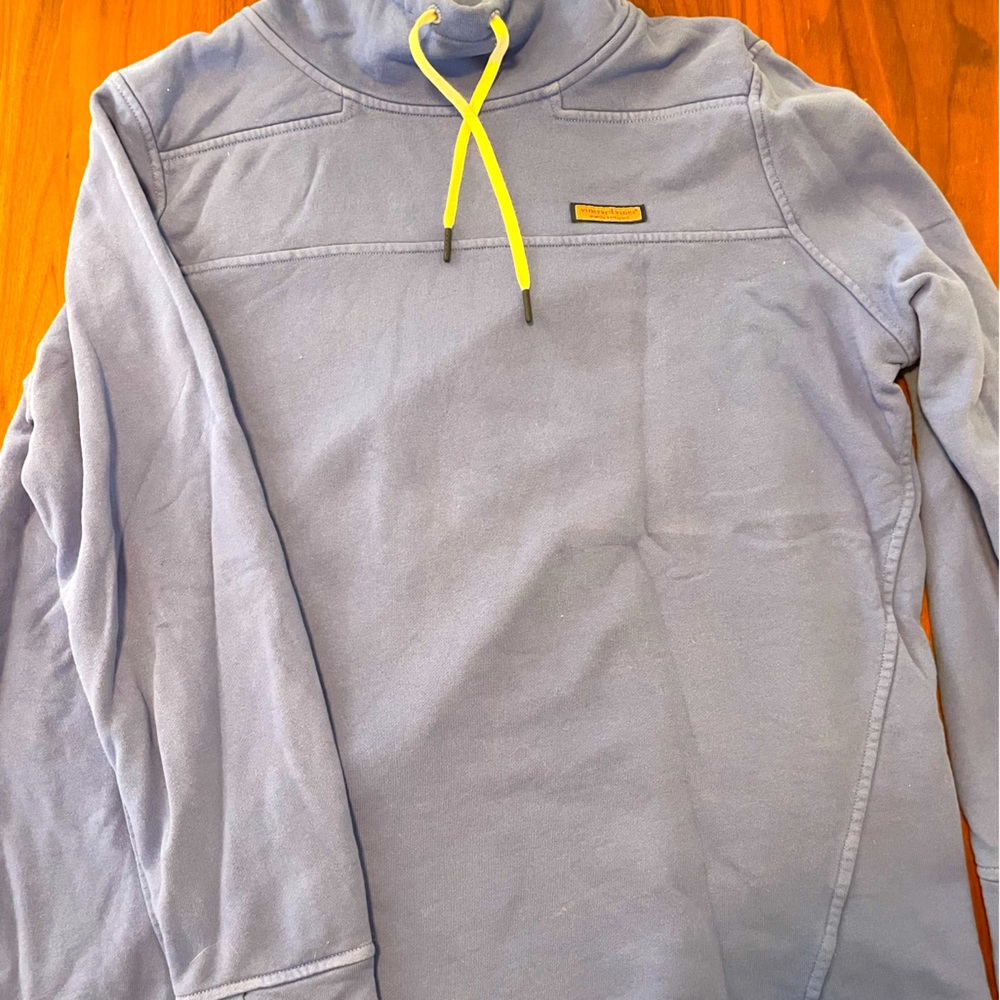 Vineyard vines cow neck sweatshirt